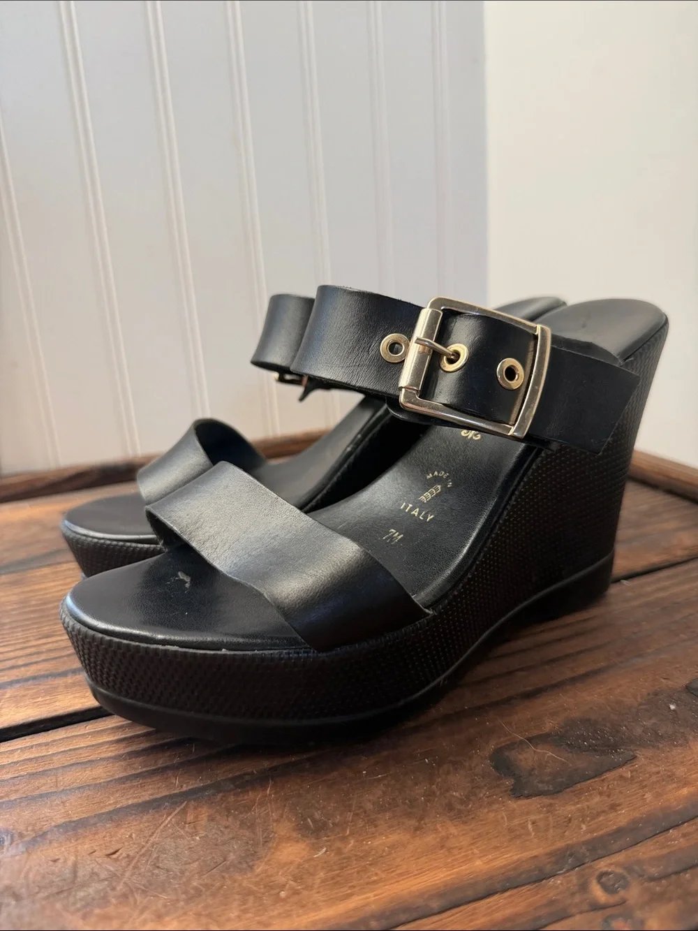 Y2K Renzi Ferrari Italian Leather Wedge Sandals with Buckle Strap